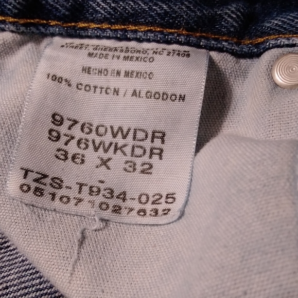 Wrangler Jeans 36 x 32 - Picture 4 of 6
